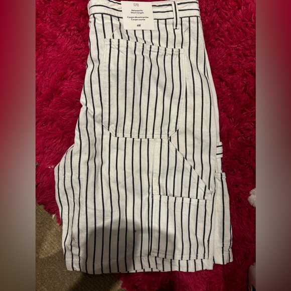 NWT denim shorts. Painter pant style. - Picture 5 of 5